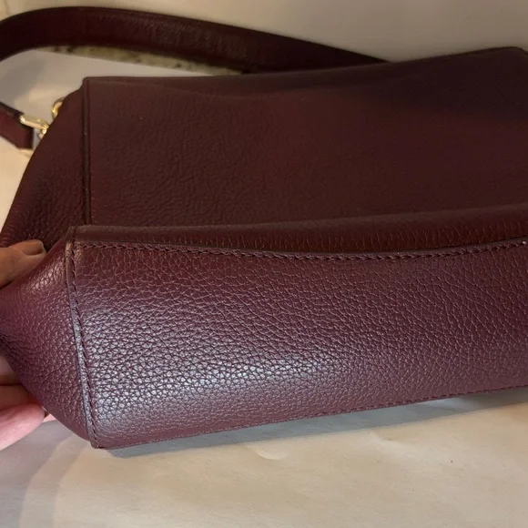 Kate Spade New York Burgundy Pebbled Leather Shoulder Bag Flap Purse - Picture 4 of 9